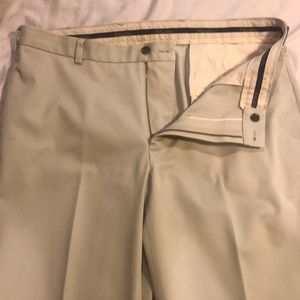 Brooks Brothers chino Light Tan/Cream - 38W/32L